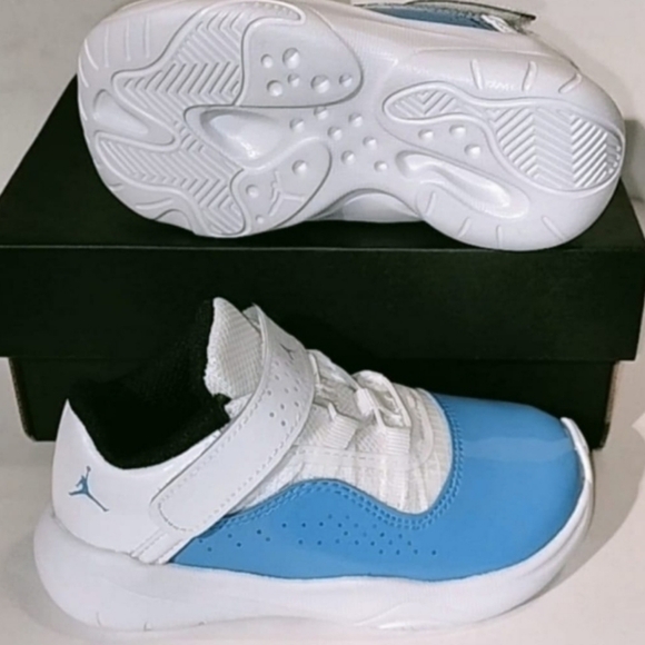 Jordan Other - Jordan 11 CMFT UNC Low Lifestyle Toder Shoes Unisex